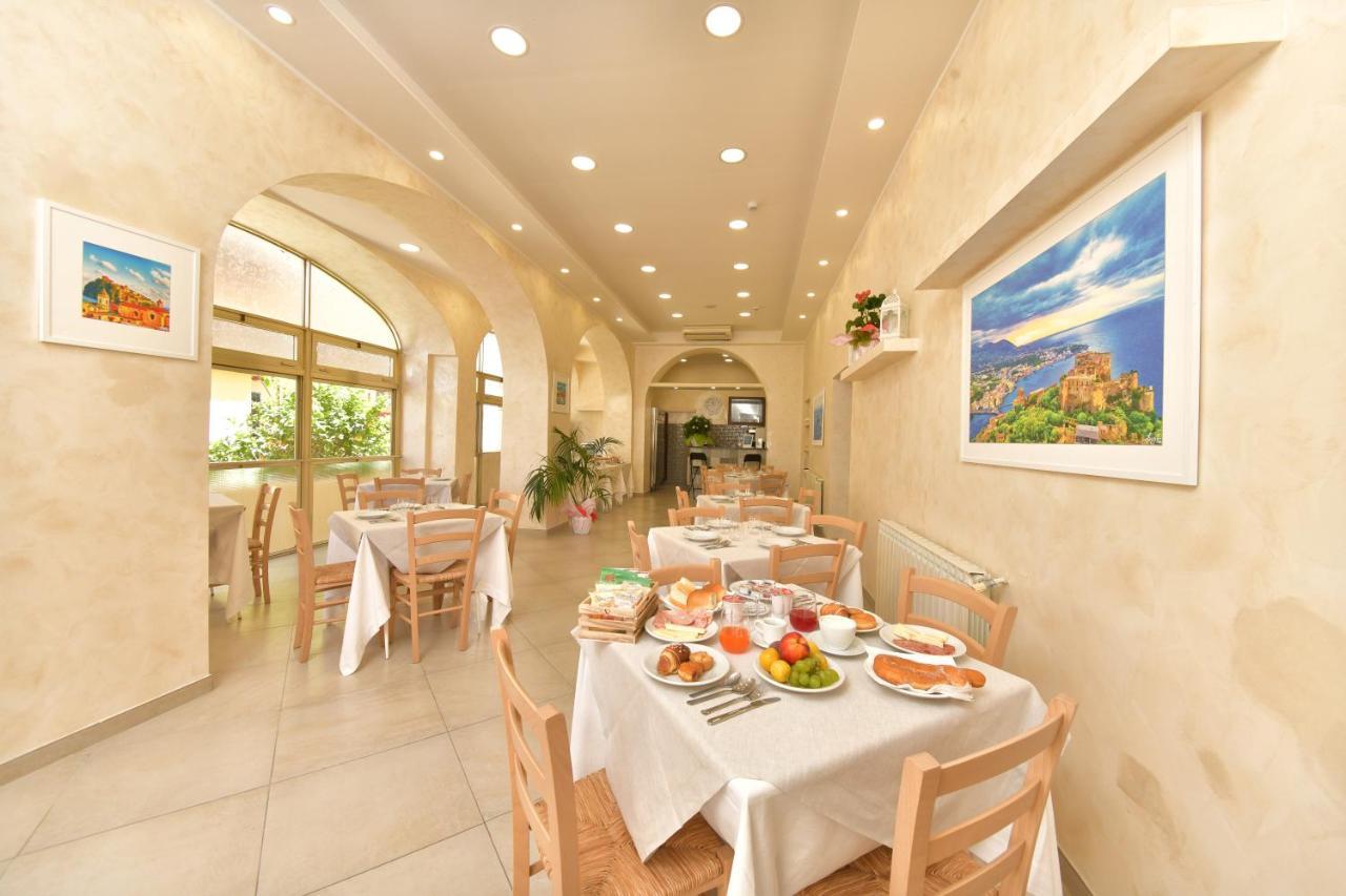 Albergo Atlantic Искья Экстерьер фото