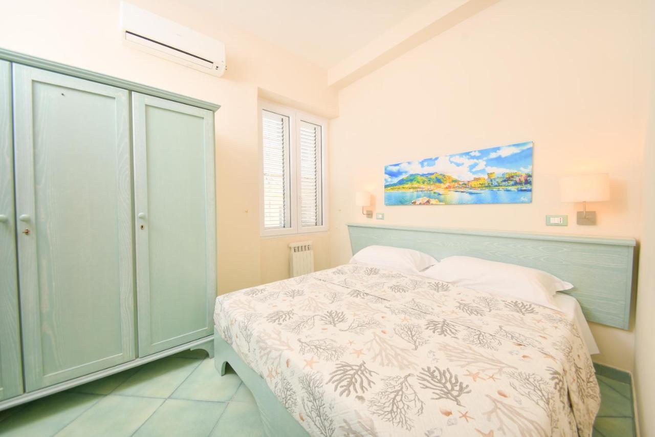 Albergo Atlantic Искья Экстерьер фото