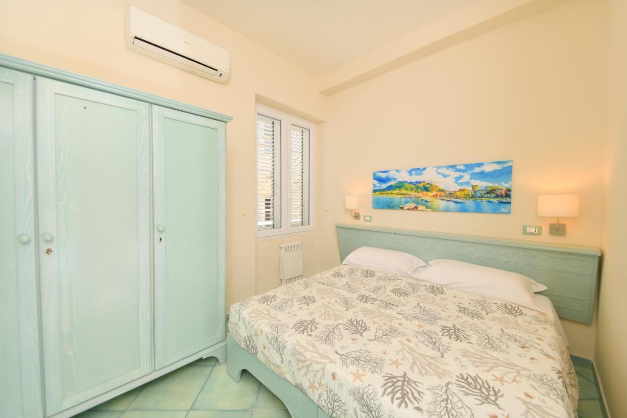 Albergo Atlantic Искья Экстерьер фото