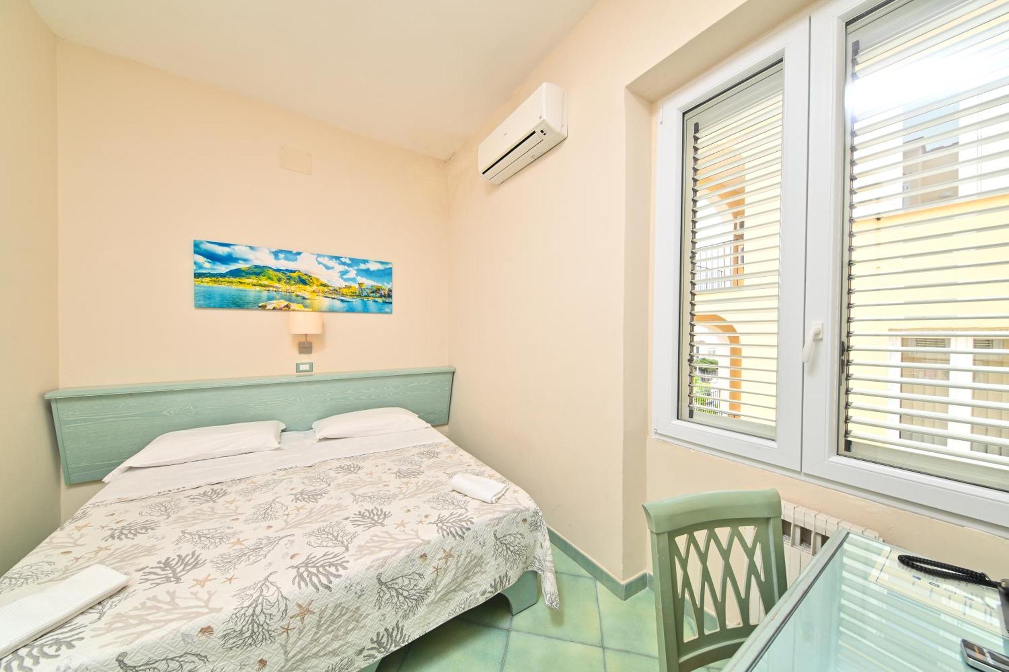 Albergo Atlantic Искья Экстерьер фото